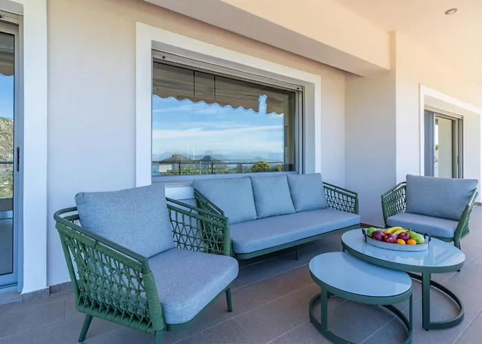 Armonia Vouliagmeni Sø